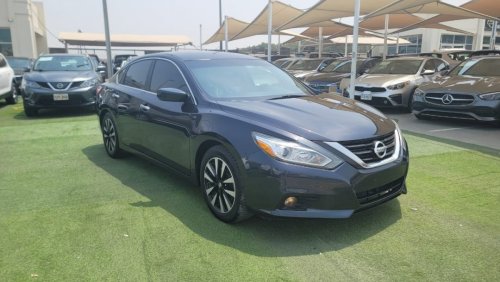 Nissan Altima SV 2018 Nissan Altima, Clean title