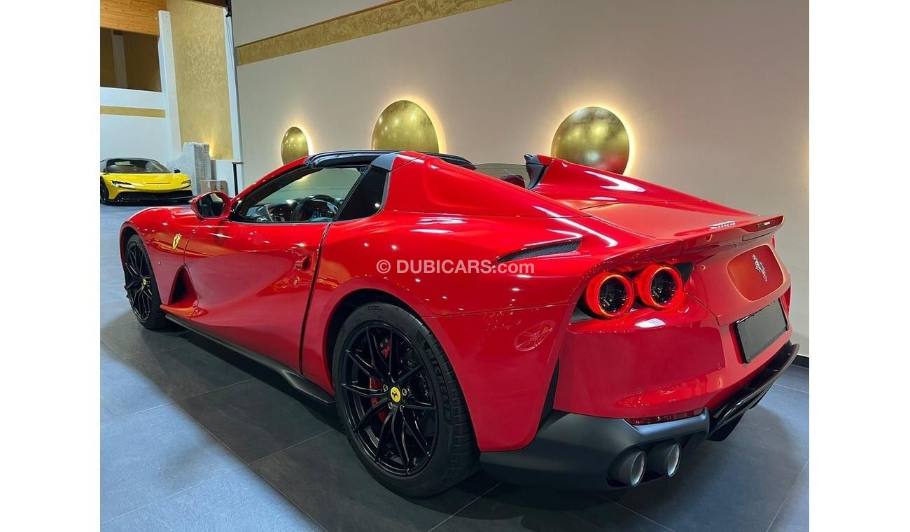 Ferrari 812 GTS Fully loaded passenger display