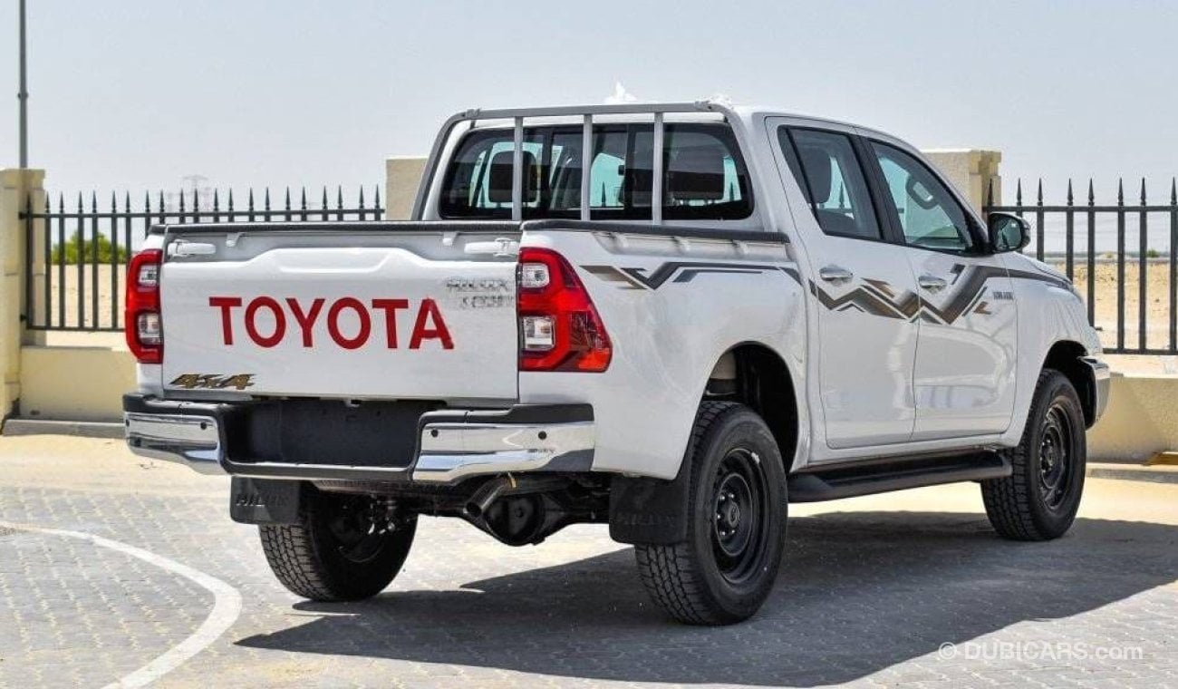 تويوتا هيلوكس TOYOTA HILUX  SR5 DC 2.8L MT 4X4 (DIESEL) MY24