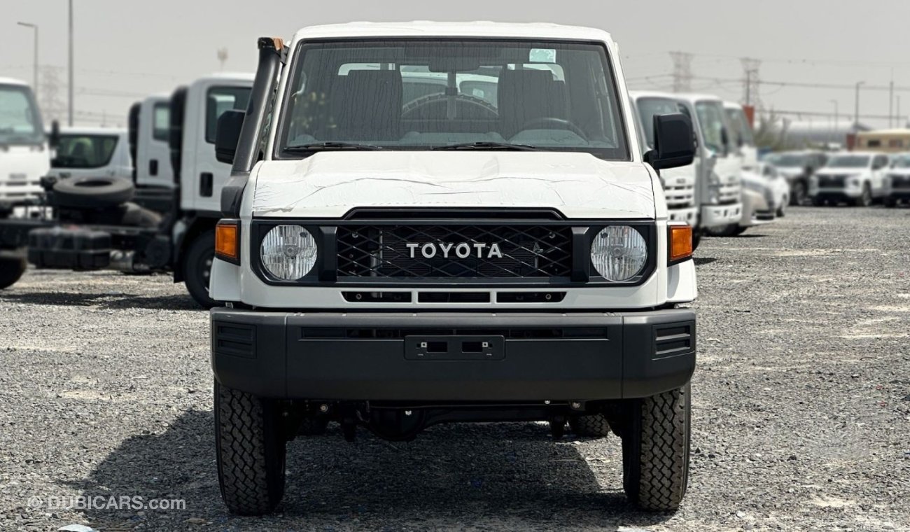 تويوتا لاند كروزر بيك آب Land cruiser  lc76 hardtop 5doors 4.2L DIESEL V6 MY2024 FOR EXPORT ONLY