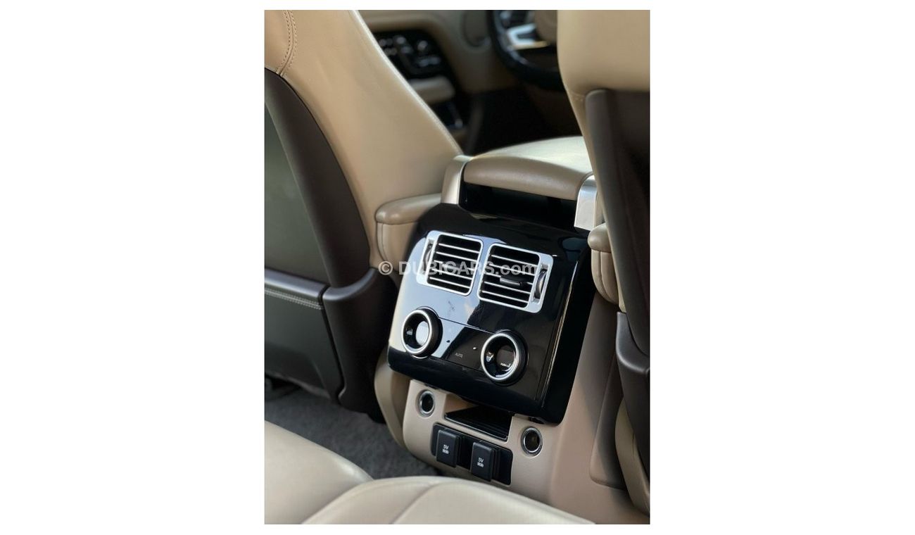 Land Rover Range Rover Vogue SE Supercharged 3600 MONTHLY PAYMENT / RANGE ROVER VOGUE V6 SUPERCHARCHED 2019 / ORGINAL PAINT / UNDER WARRANTY