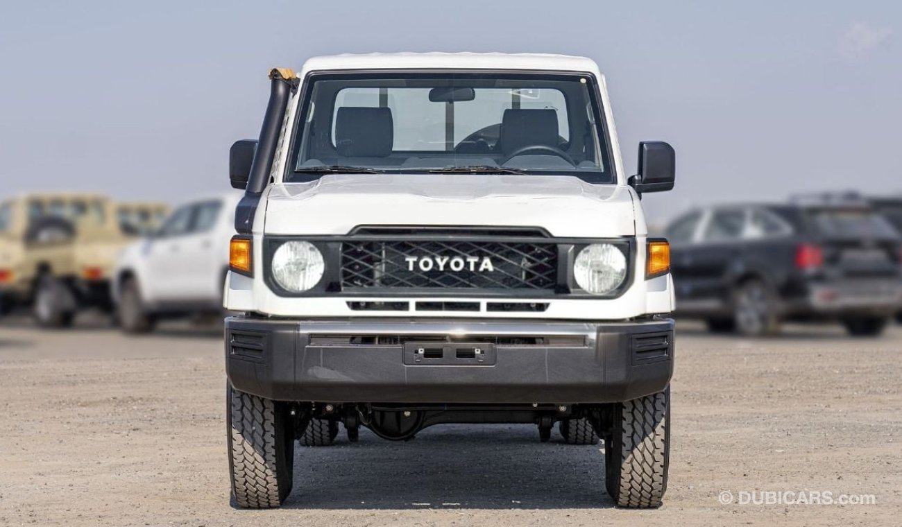 تويوتا لاند كروزر بيك آب Land cruiser pickup lc79 single cabin 4.2L diesel V6 MY2024