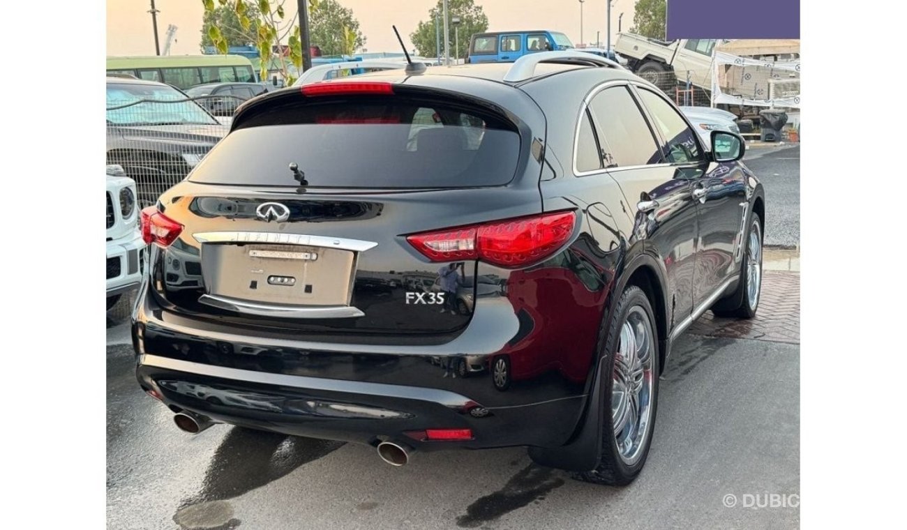 إنفينيتي FX35 INFINITI FX35 2010 BLACK FRESH JAPAN IMPORT