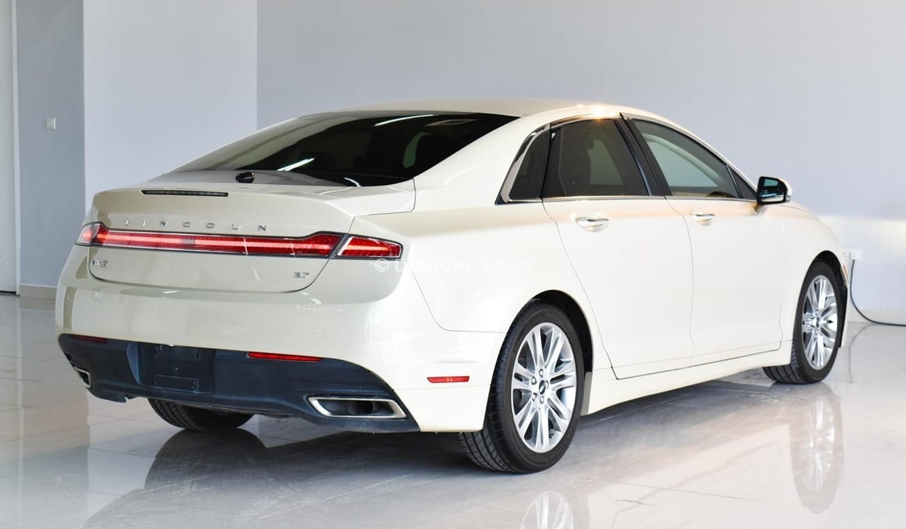 Lincoln MKZ Premier 3.7