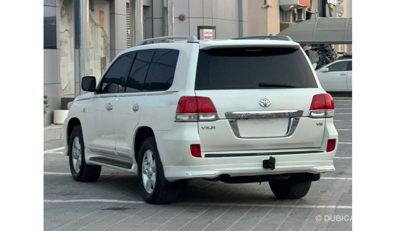 Toyota Land Cruiser تويوتا لاندكروزر VXR V8 خليجي 2010