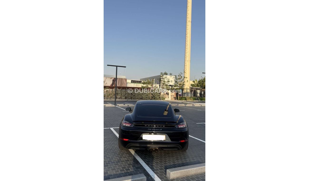 Porsche 718 Cayman