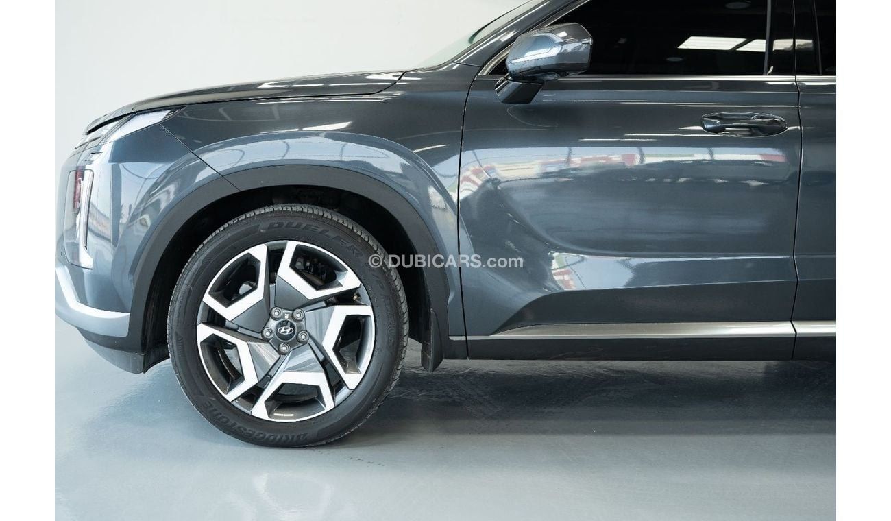 Hyundai Palisade HYUNDAI PALISADE 3.8L V6 ROYAL EDITION MODEL 2023 GCC SPECS