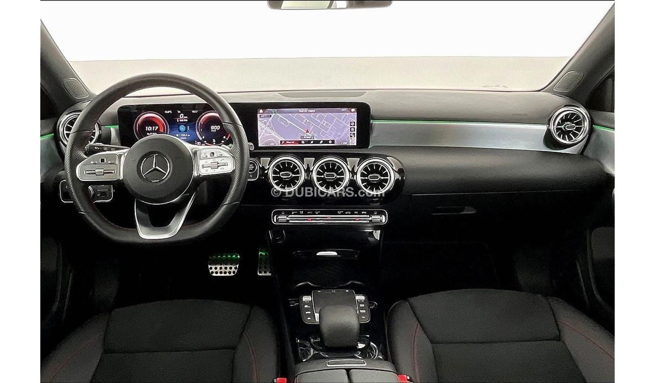 Mercedes-Benz A 200 Premium+