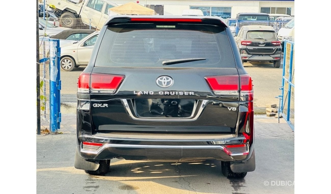 Toyota Land Cruiser GXR