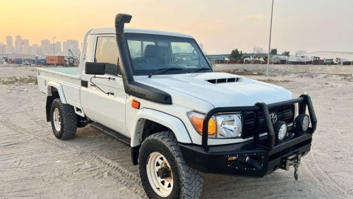 Toyota Land Cruiser Pick Up