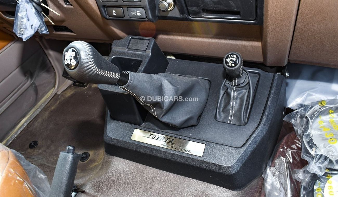 Toyota Land Cruiser Pick Up SC 4.0L V6 Petrol Single Cabin