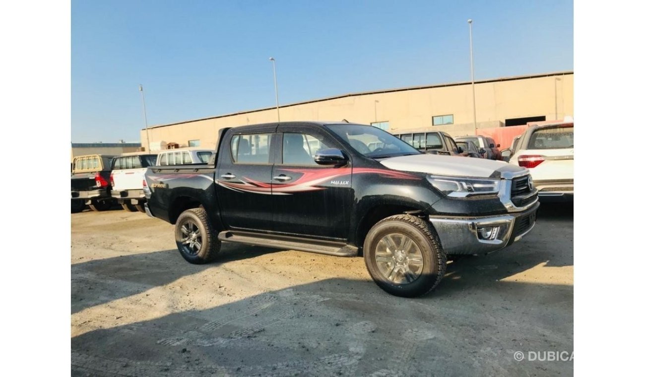 تويوتا هيلوكس GLX 2.7L A / T، 4x4، عجلات معدنية، التحكم في السرعة والبدء بالدفع