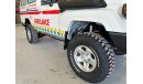 تويوتا لاند كروزر هارد توب سيارة إسعاف نوع تويوتا لاندكروزر مجهزة حسب المواصفات العالمية مع شهادات الجودة