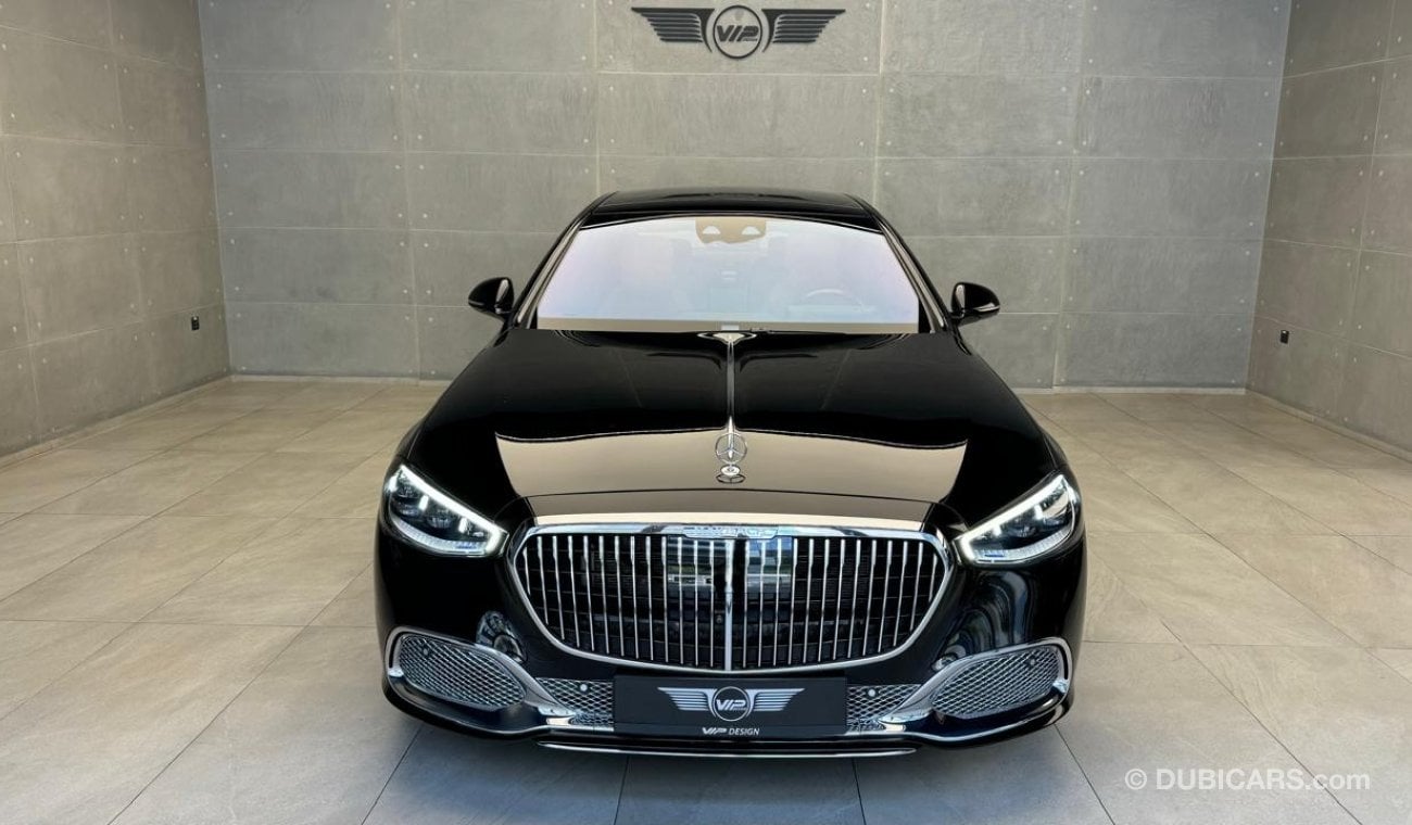 مرسيدس بنز S680 Maybach S680 maybach//fully loaded//gcc // low mileage