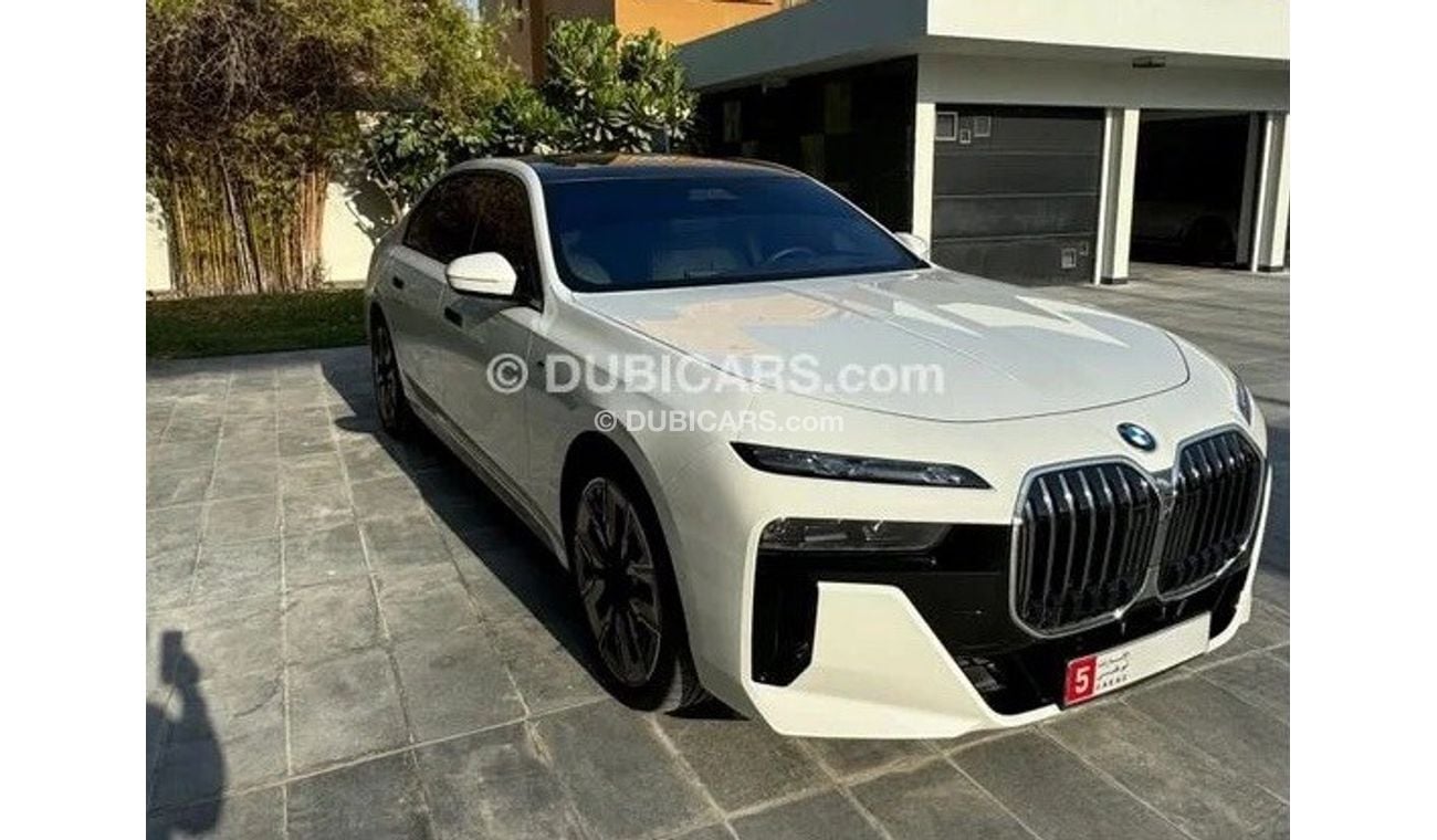 BMW 760Li XDeive, 39,000km, GCC Specs, Abu Dhabi Motor Warrenty & Service Conttacts