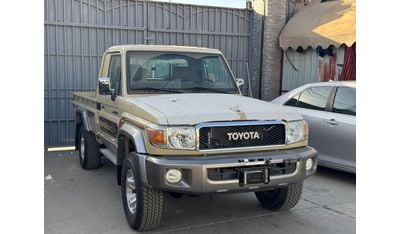 Toyota Land Cruiser Pick Up 4.0L V6 ( Beige, grey & silver color available )