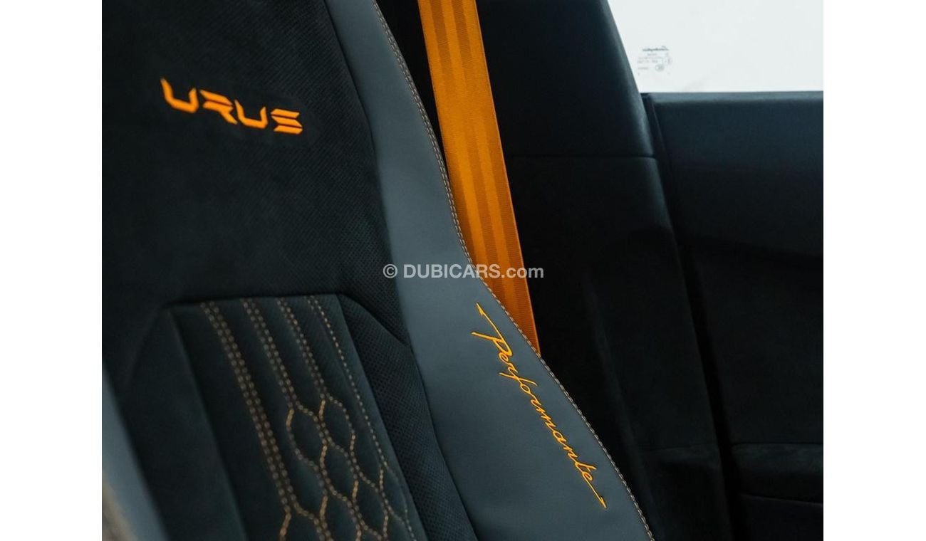 Lamborghini Urus 4.0 V8 BiTurbo Performante RIGHT HAND DRIVE