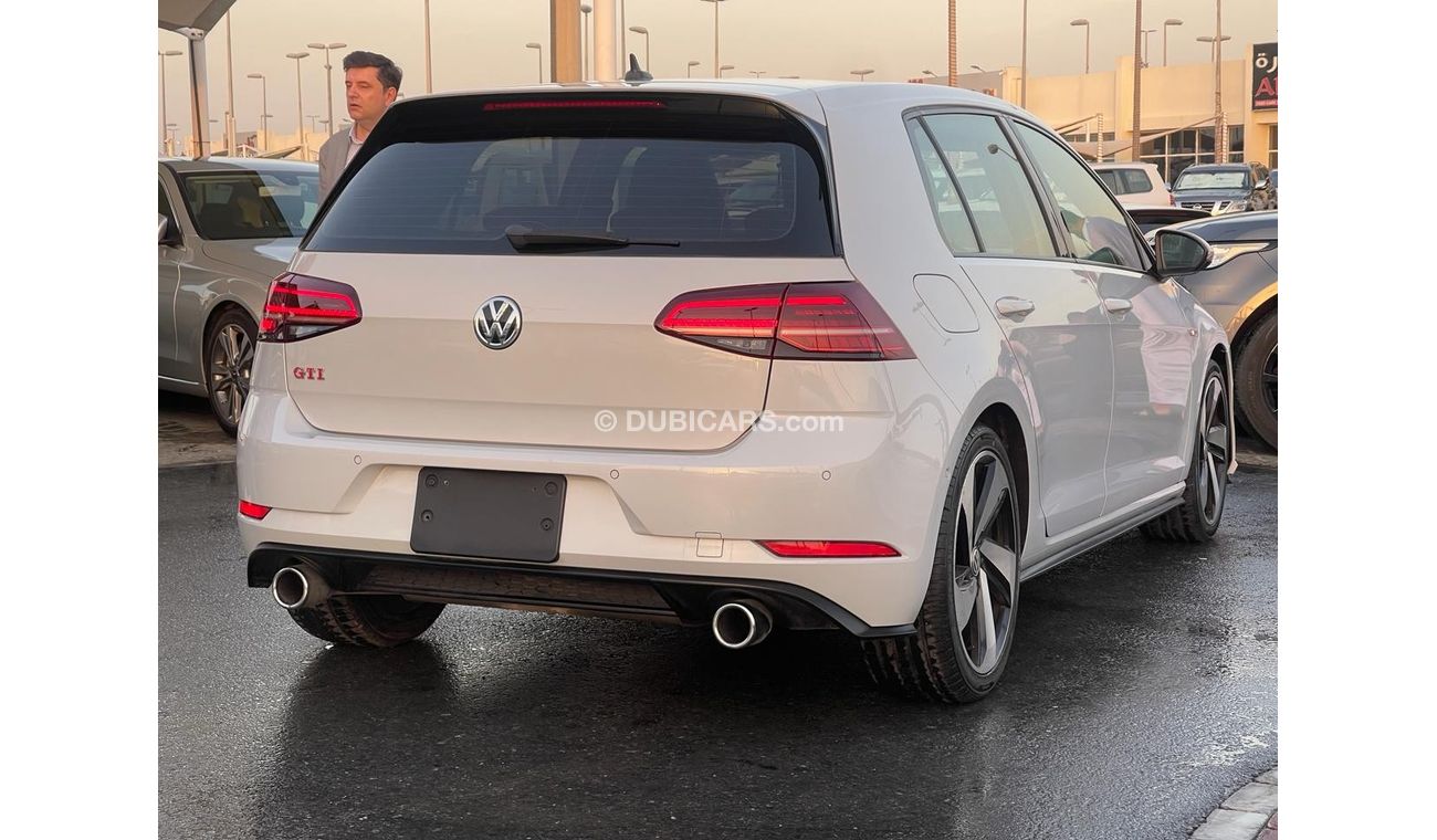 Volkswagen Golf GTI P1 Volkswagen Golf GTi _GCC_2019_Excellent Condition _Full option