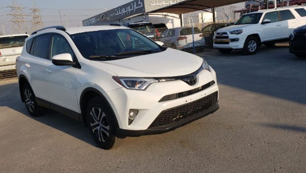 Toyota Rav 4 Toyota Rav4 4wd 18 For Sale Aed 47 000 White 18