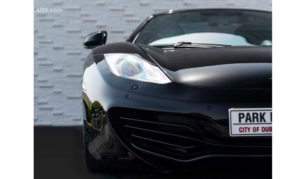 مكلارين MP4-12C 2013 MCLAREN MP4-12C SPIDER • CARBON PACKAGE • LOW KMS • 3.8L TC V8 • GCC SPECS • PRISTINE CONDITION