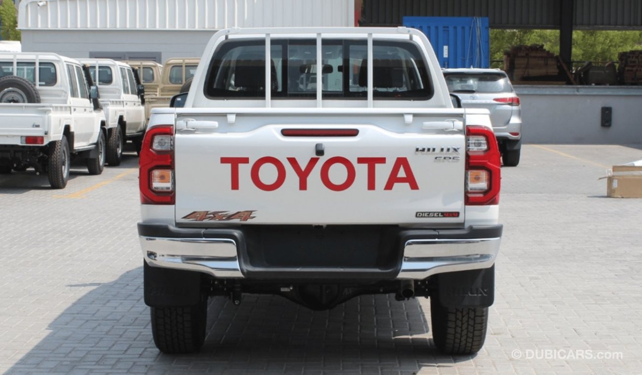 Toyota Hilux TOYOTA HILUX 2.4L GLX D DC 4WD MT (Export Only)