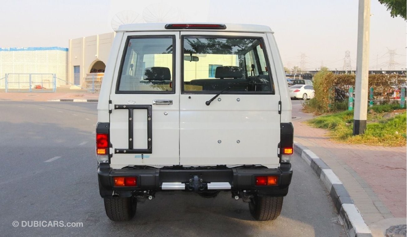 تويوتا لاند كروزر هارد توب 2024 YM Toyota LC71 4.0L V6 Petrol Manual, Full option with Diff Lock, alloy wheels, Winch, wooden p