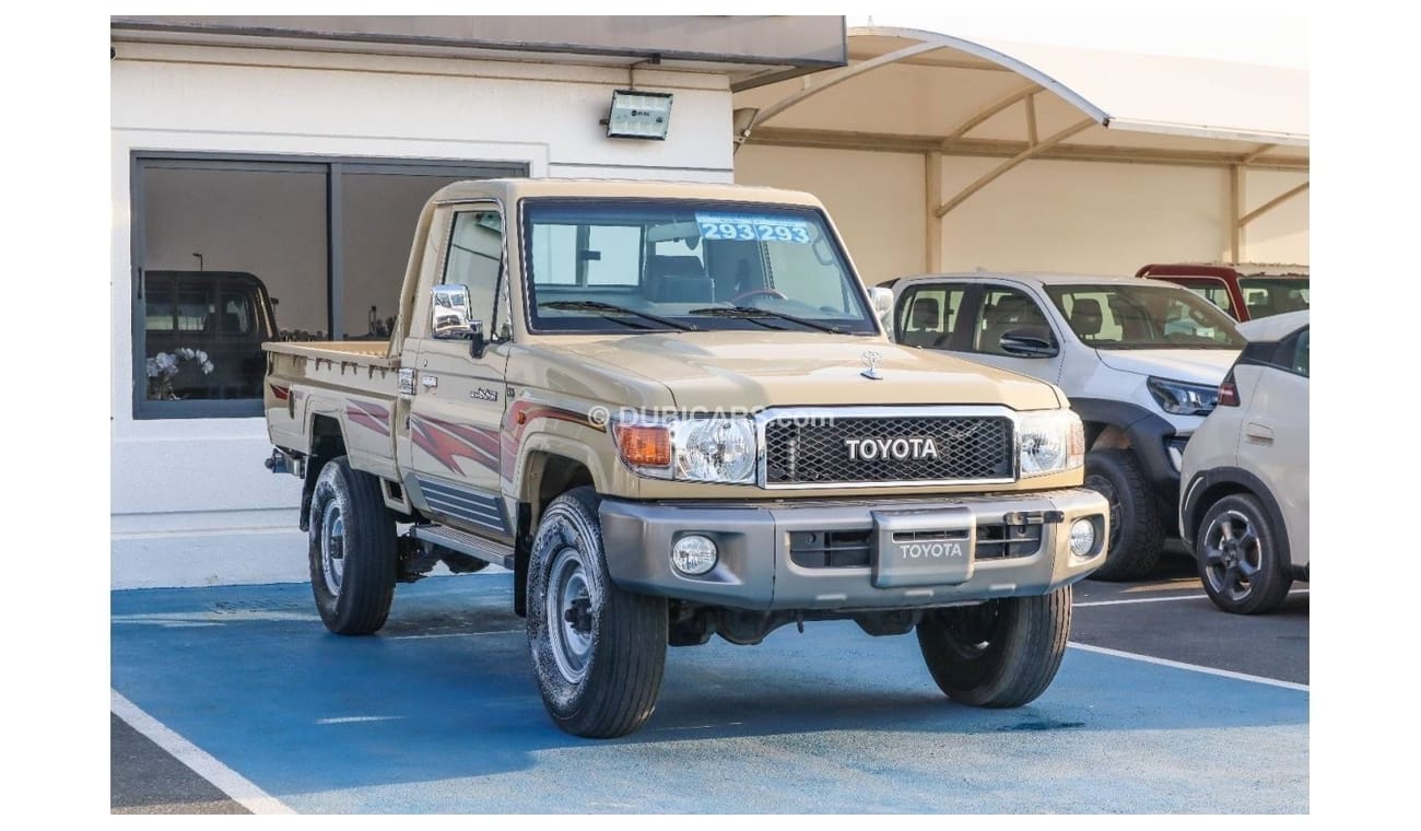 Toyota Land Cruiser Pick Up 2015 MODEL TOYOTA LAND CRUISER 79 SINGLE CAB PICKUP LX V6 4.0L PATROL 4WD