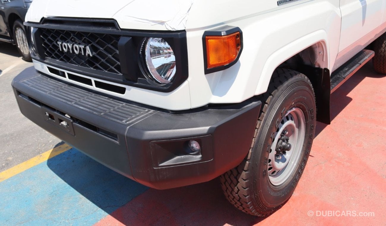 Toyota Land Cruiser Hard Top Diesel LC78 4.2Ltr 1HZJ,2024.DIFFERENTIAL LOCK , POWER WINDOW , CENTER LOCK ,