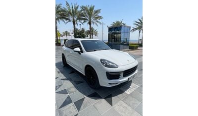 Porsche Cayenne GTS