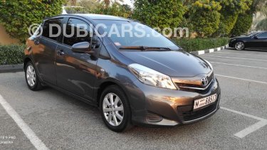 Toyota Yaris Toyota Yaris 2013 Gcc For Sale Aed 16 500 Grey Silver 2013