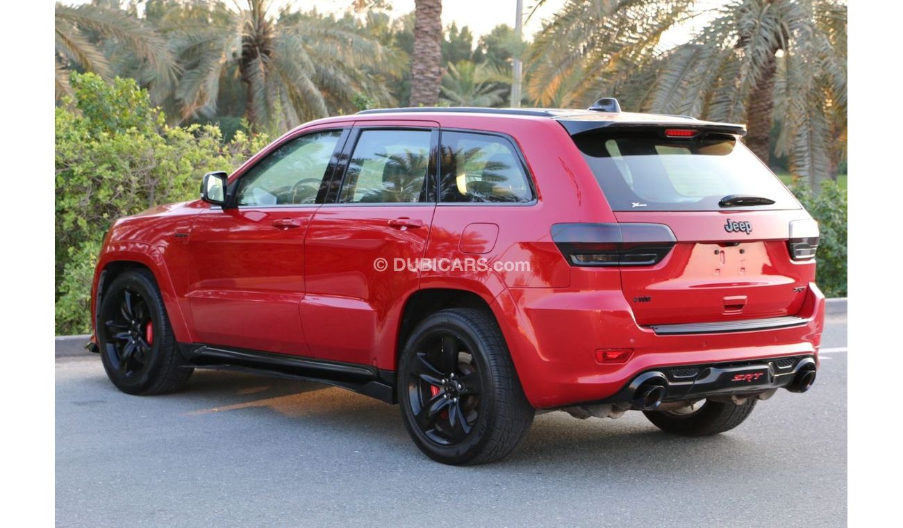 Used Limited Jeep grand Cherokee SRT 2014 GCC full option perfect