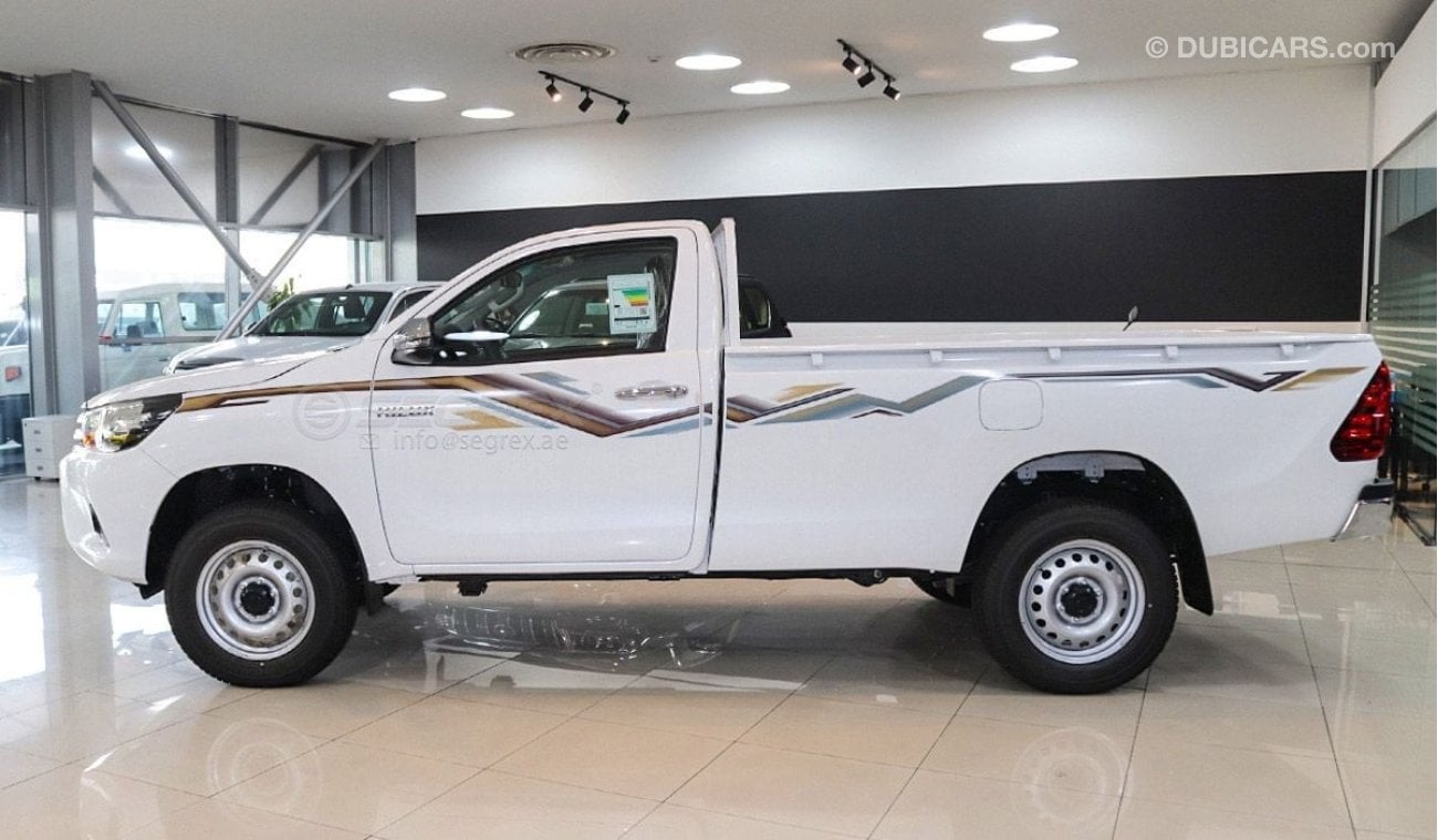 تويوتا هيلوكس SING CAB PETROL 2.7L 4X4