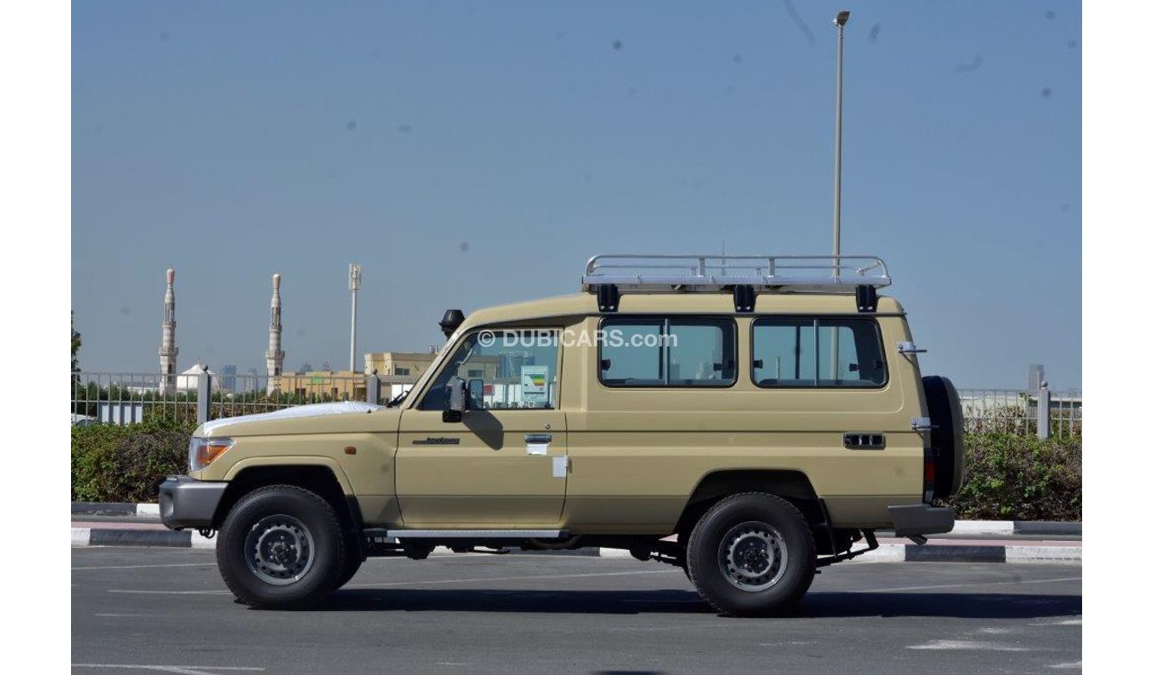 Toyota Land Cruiser 78 Hardtop V8 4.5L Diesel MT Special Full option