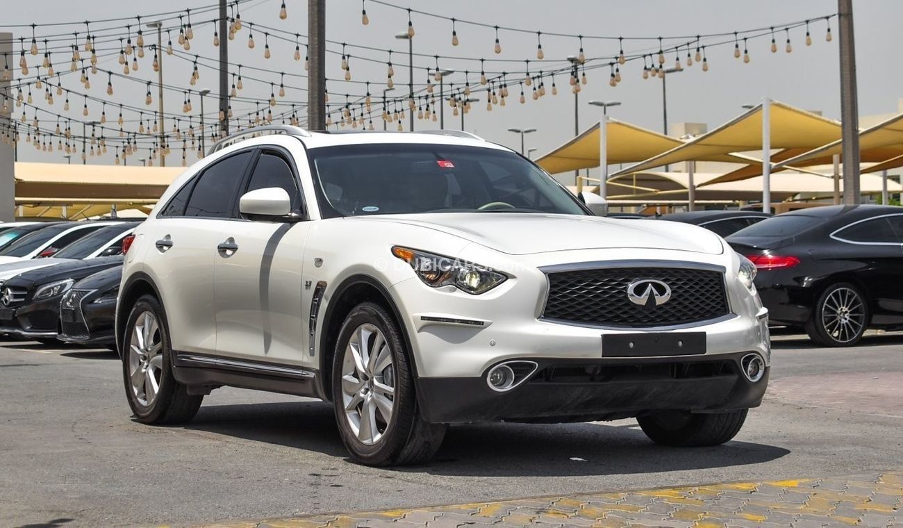 Infiniti QX70