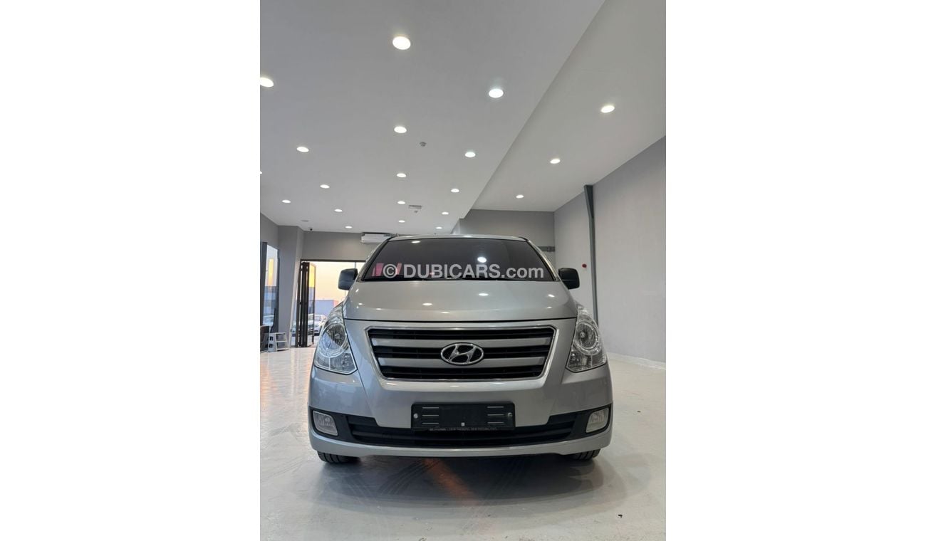 Hyundai H1 Starex