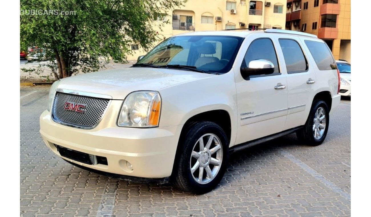 GMC Yukon GMC YUKON DENALI GCC 2012 FULL OPTION