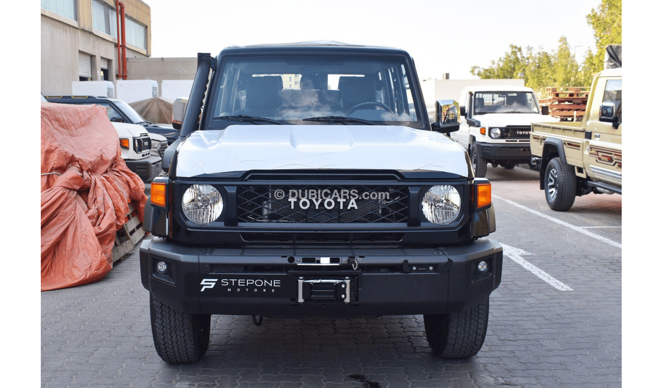 Toyota Land Cruiser LC76 4.0