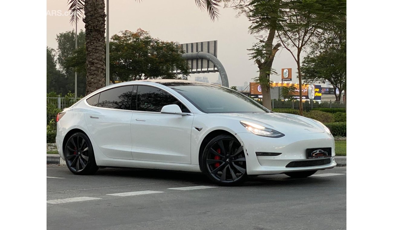 Tesla Model 3 Performance WARRANTY - GCC SPECS - FULL SERVICE HISTORY