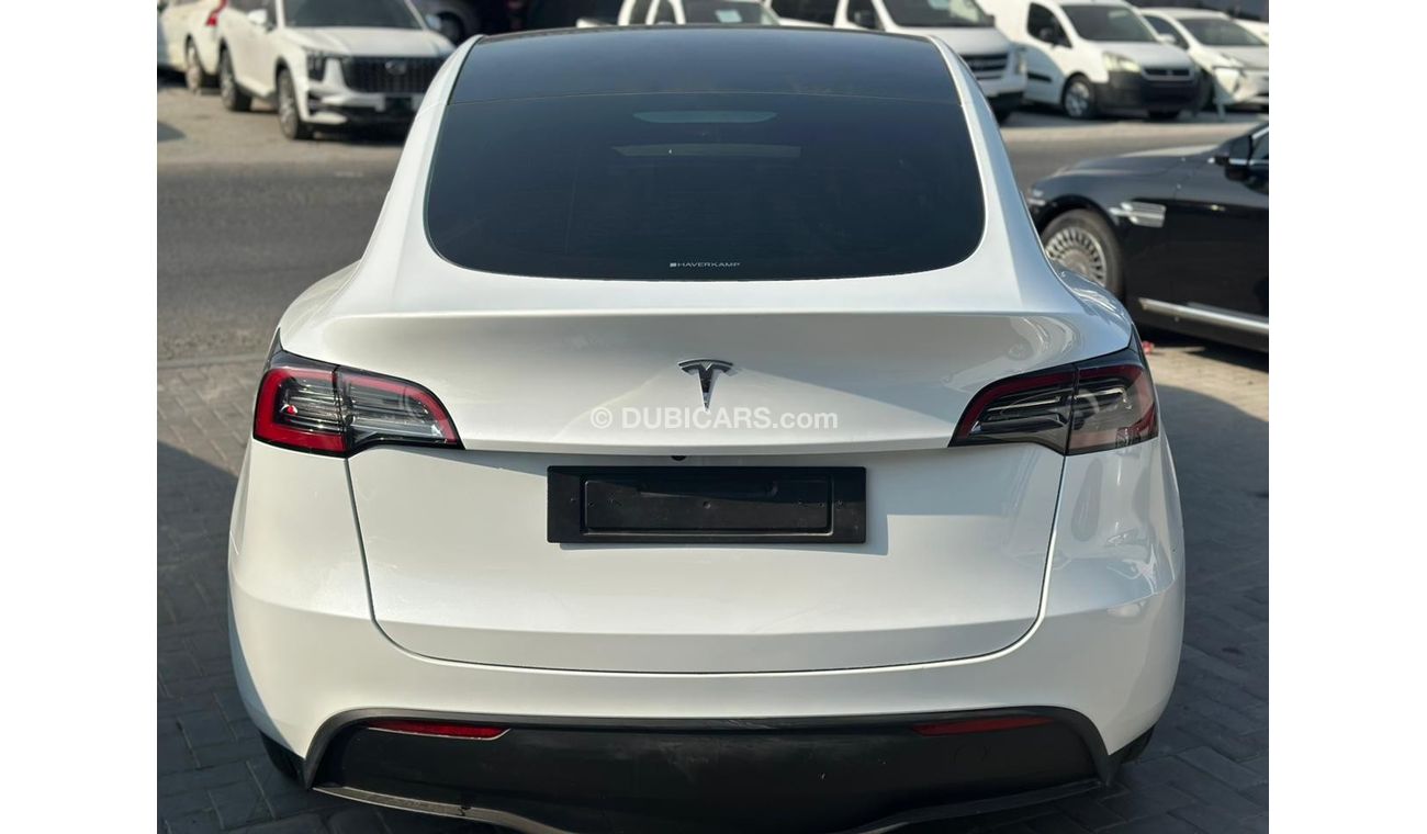 Tesla Model Y TESLA MODEL Y LONG RANGE 2024