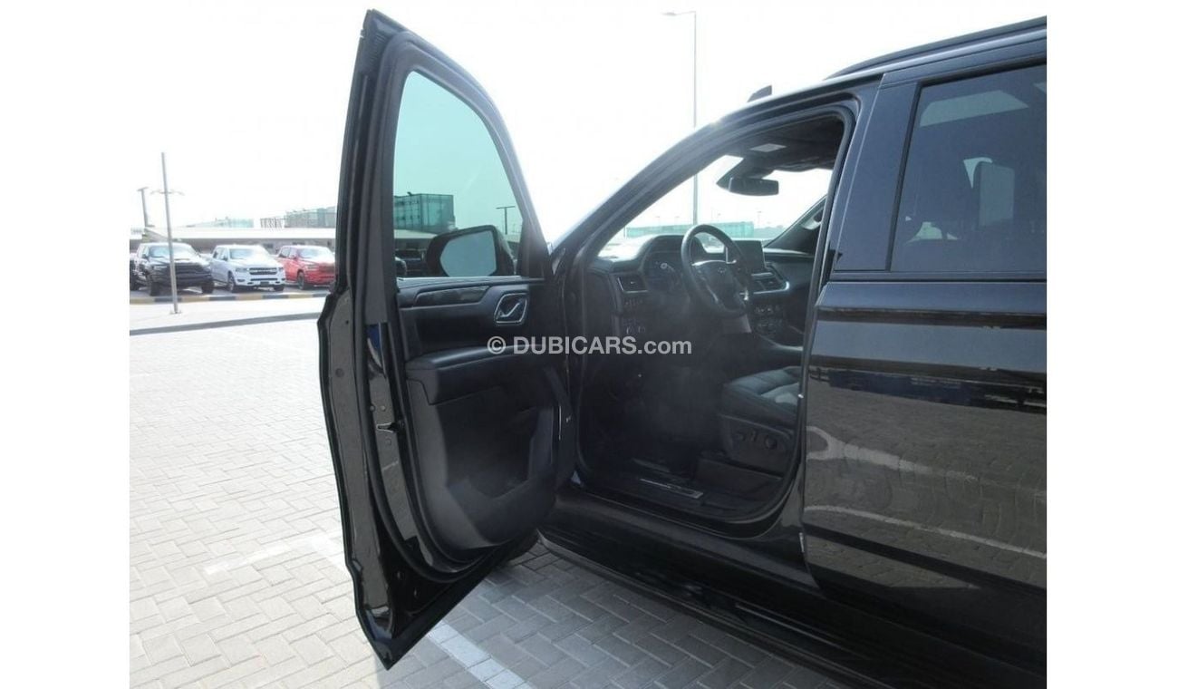 Chevrolet Suburban Chevrolet RST Suburban - 2023- Black