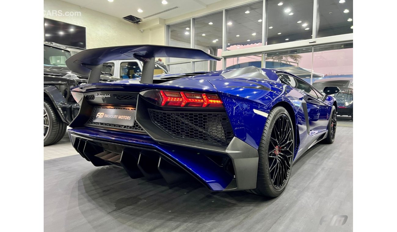 لامبورغيني أفينتادور LP750-4 سوبرفيلوتشي