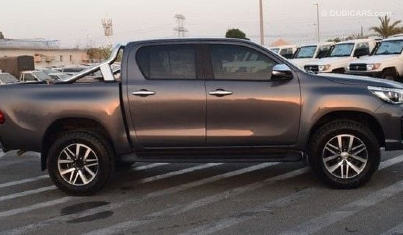 تويوتا هيلوكس TOYOTA DOUBLE CABIN HILUX SR5 TURBO