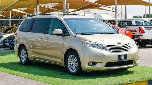 Toyota Sienna XLE