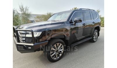 Toyota Land Cruiser Armored-B6 Bulletproof Toyota Land Cruiser LC300 VXR 3.5L V6 Twin Turbo Petrol A/T 4WD Only For Expo