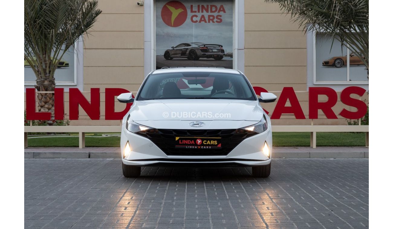 Hyundai Elantra Smart 1.6L Hyundai Elantra 2023 GCC under Agency Warranty with Flexible Down-Payment.