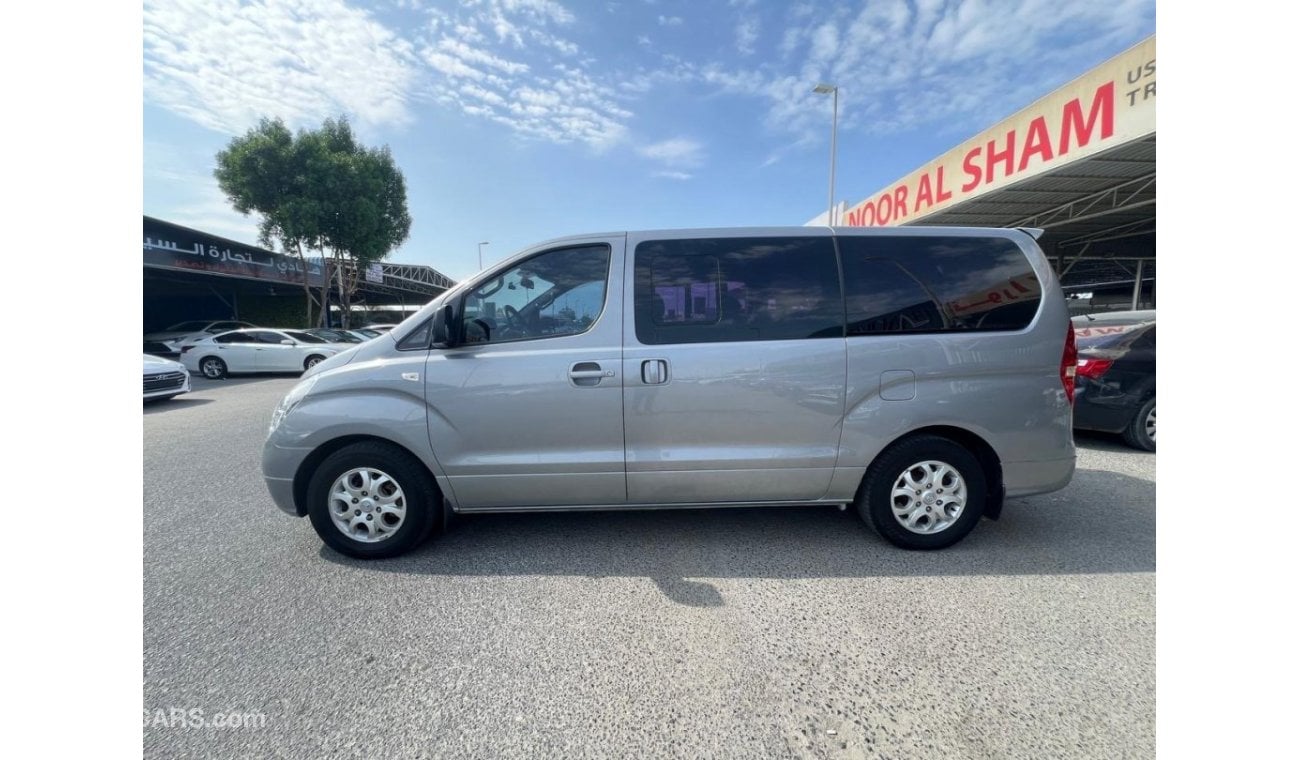 Hyundai H1 Starex