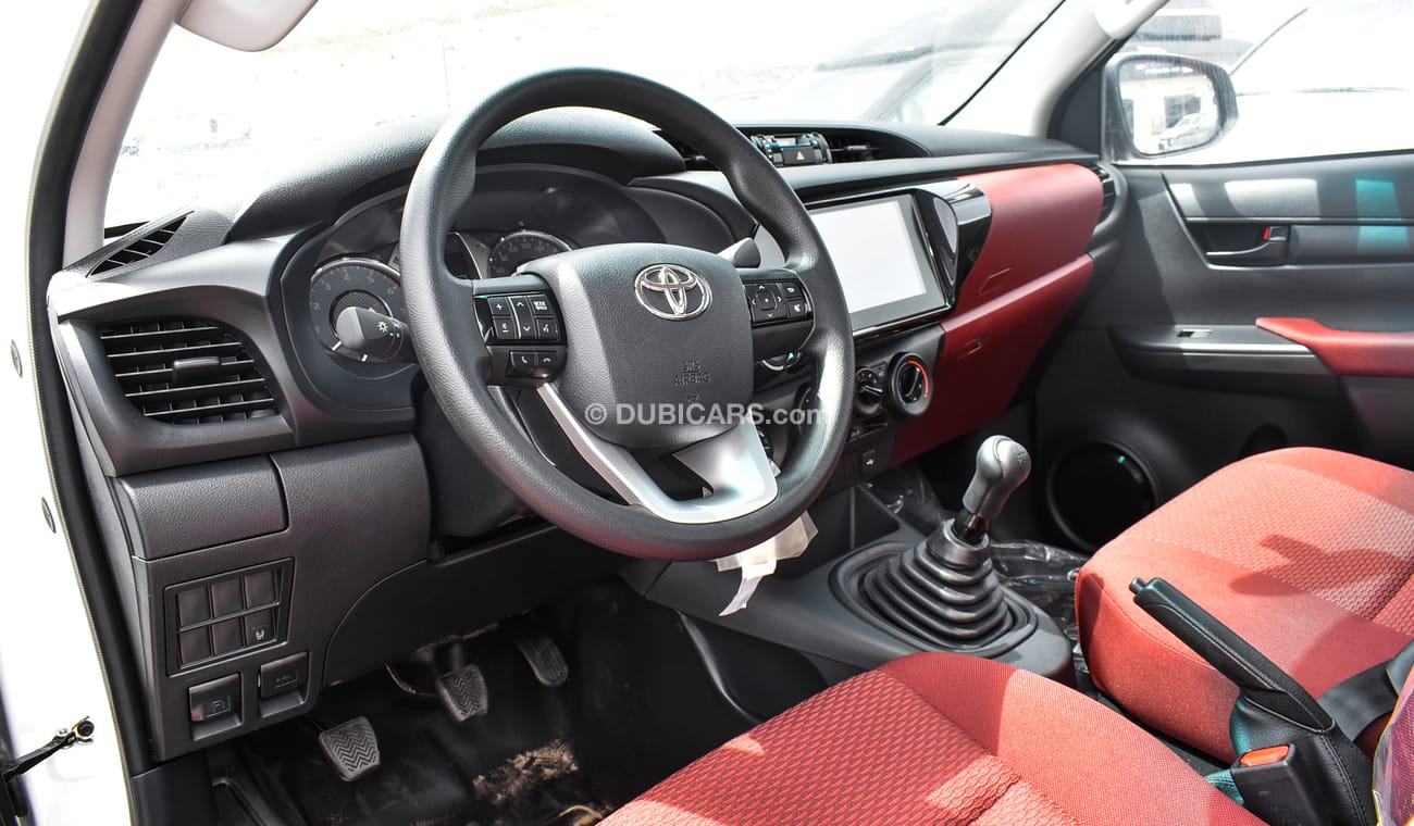 Toyota Hilux 2.7L Petrol M/T 4WD