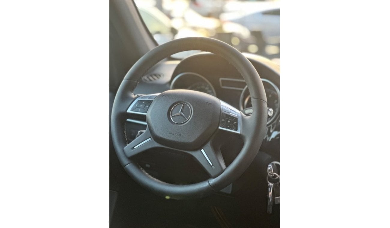 Mercedes-Benz ML 500 MODEL 2013 GCC CAR PERFECT CONDITION INSIDE AND OUTSIDE FULL OPTION