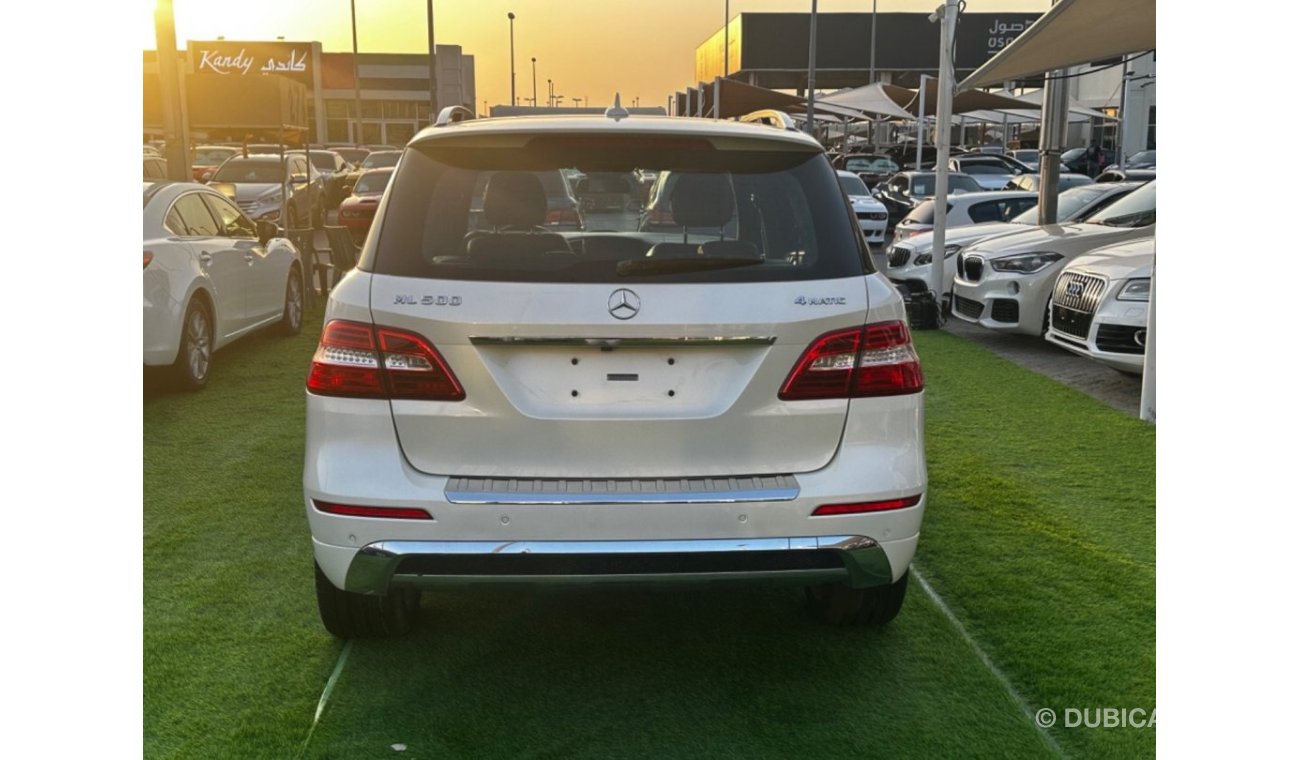 Mercedes-Benz ML 350 AMG MODEL 2013 GCC CAR PERFECT CONDITION INSIDE AND OUTSIDE FULL OPTION PANORAMIC ROOF