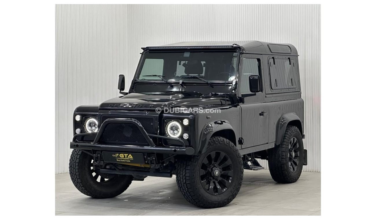 لاند روفر ديفندر 2013 Land Rover Defender 90 Manual Transmission, Service History, Fully Upgraded, GCC